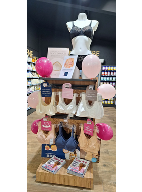 Screenshot 2025-03-01 at 19-01-00 La Pharmacie des Cimes votre Docteur en pharmacie situé à PASSY.png